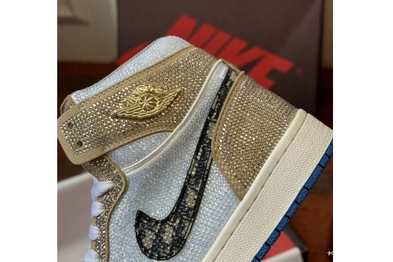 AJ-1108 Diamond Designed Jordan Shoes 0318